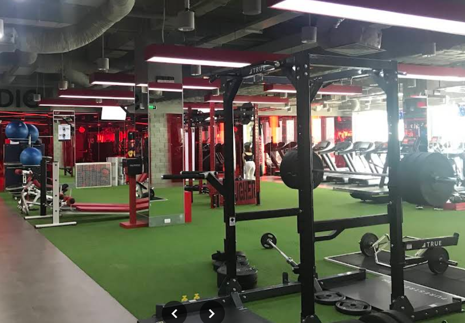 phòng gym ngày thường